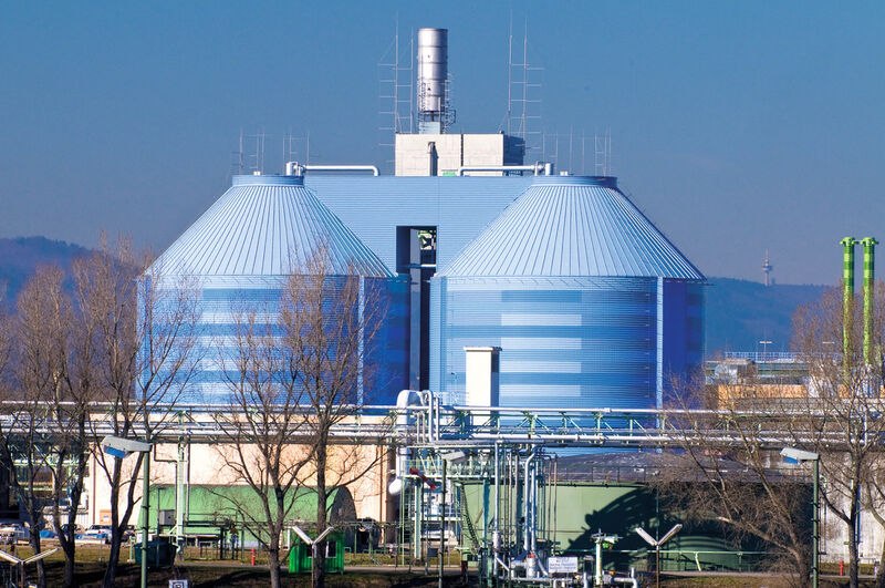 In der Biogasanlage von Infraserv Höchst werden Klärschlämme und organische Abfälle in Biogas umgewandelt.  (Bild: Infraserv)