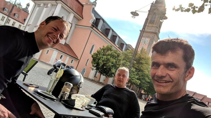 (v. l.) Henning Meyer hatte mit Hans-Martin Ossig und Ralf Vandenhouten den längsten Rückweg – bis zum nächsten Mal 2019. (Vogel IT-Medien GmbH)