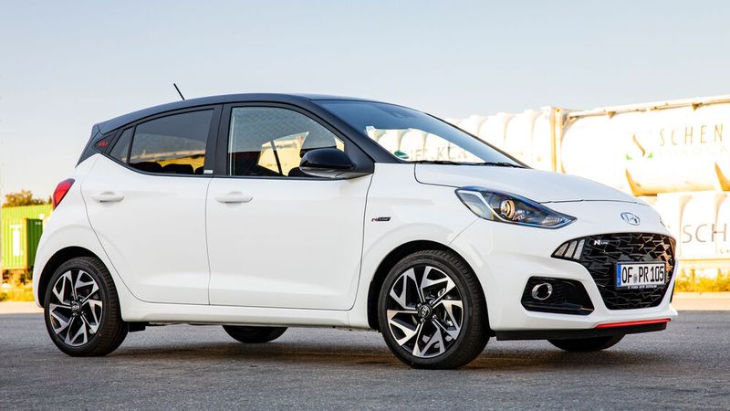 Der i10 in der N-Line verfügt über ein Fünfgang-Schaltgetriebe. (Bild: Hyundai)