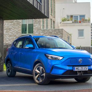 MG hat den ZS EV überarbeitet.(Bild:  MG)