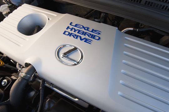 Die Kombination aus 1,8-Liter-Benziner mit 100 PS und Elektromotor mit 82 PS ergibt eine Systemleistung von 136 PS. (Archiv: Vogel Business Media)