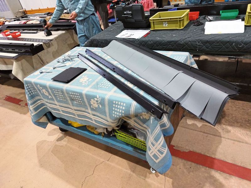 Impressionen von Kanto Seiko: Der mittelständische Auftragsfertiger setzt vollumfänglich auf einen Maschinenpark von Amada. Außerdem fertigt Kanto Seiko Maschineneinhausungen für Amada.  (Bild: VCG/Finus)