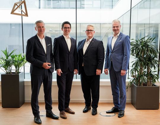Neues WZL-Direktorium (v. l. n. r.): Prof. Robert Schmitt, Prof. Michael Riesener, Prof. Wolfgang Boos und Prof. Christian Brecher.(Bild:  WZL)