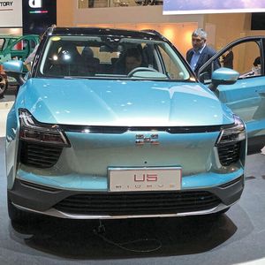 Mit dem seit drei Jahren existierenden Start-up Aiways drängt ein weiterer chinesischer Autobauer auf den Markt.(Bild:  Seyerlein/»kfz-betrieb«)