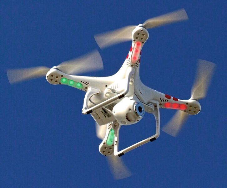 Industriedrohnen sind im Alltag vieler Instandhalter bereits eine feste Größe. (Dronezon)