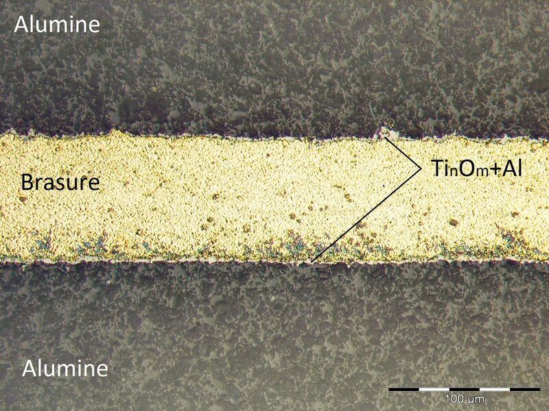 Micrographie du brasage d?une céramique Al2O3 avec la brasure active : Cu-92.75, Si-3.0, Ti-2.25, Al-2. (Image: SWI) (Archiv: Vogel Business Media)