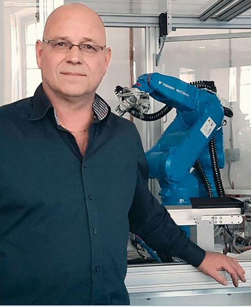 Ralf Zimber ist Geschäftsführer von Zimber Verpackungen. Er freut sich nicht nur über die günstige Herstellung der Komponenten, sondern auch über deren Langlebigkeit. (Zimber Verpackungen)