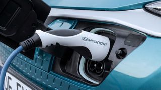 Anfang September dieses Jahres läuft die Förderung für gewerblich genutzte E-Autos aus. (Bild: Hyundai)