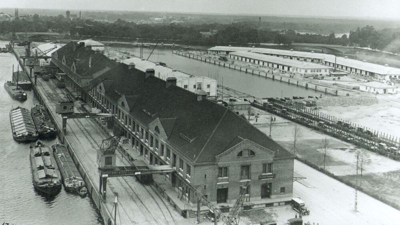 Nicht in Köln, sondern im Berliner Westhafen begann 1925 die Geschichte von Ford Deutschland.  (Bild: Ford)