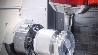 Neunachsige Multitasking-Maschinen wie die KM2600MTTS von Hyundai Wia produzieren mit erhöhter Steifigkeit. (Hyundai Wia)