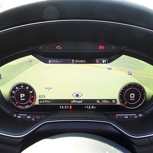 Wer auf Mäusekino und Co. steht, der sollte 2.550 Euro für die „Technology Selection“ ausgeben. Dafür bekommt er neben der MMI Navigation plus mit MMI Touch und einem Smartphone-Interface-Komfortschlüssel auch diesen TFT-Bildschirm anstatt klassischer Instrumente.(Bild:  Dominsky – »kfz-betrieb«)