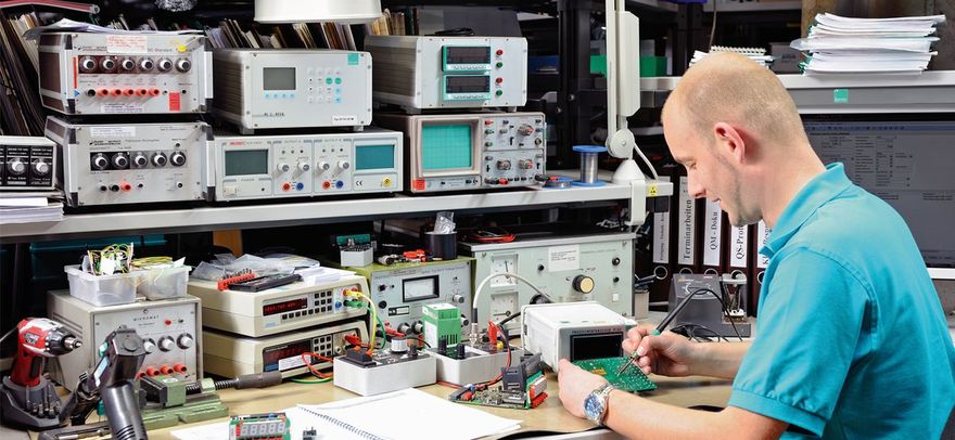 csm_03_Reparatur_01_d3c159d9a4 ()