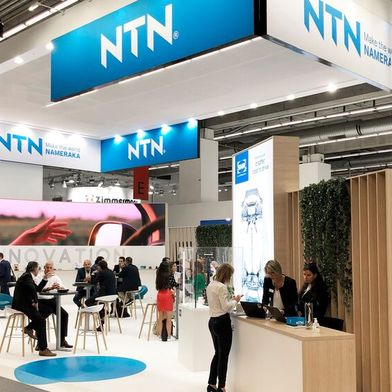 Fahrwerk, Service und mehr - NTN Europe zeigt sein Portfolio am Messestand.  (Bild: NTN Europe)
