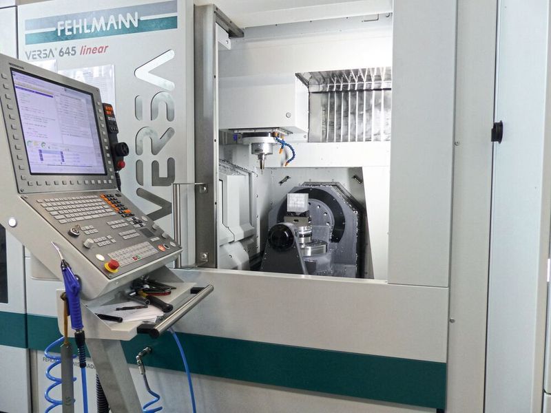 Mit der hochdynamischen und präzisen Versa 645 linear konnten die Durchlaufzeiten nochmals messbar reduziert werden.  (Fehlmann)