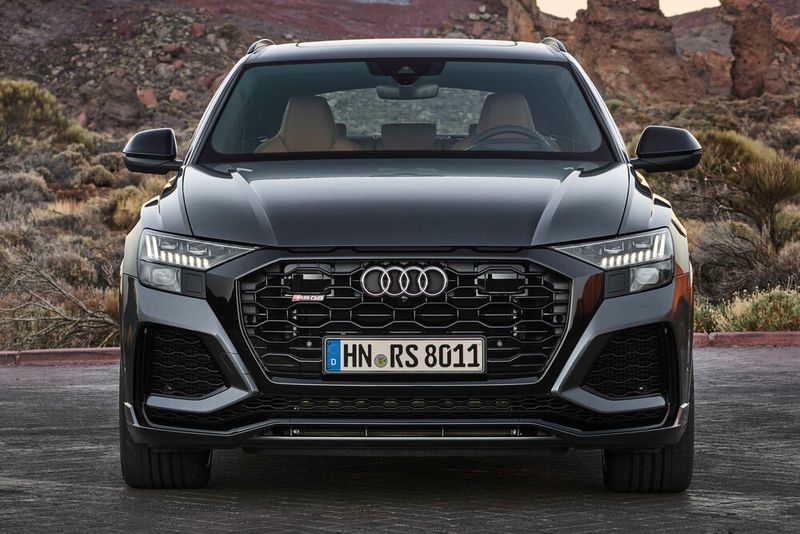 Als Maximalgeschwindigkeit gibt der Hersteller 305 Kilometer pro Stunde an. (Audi)