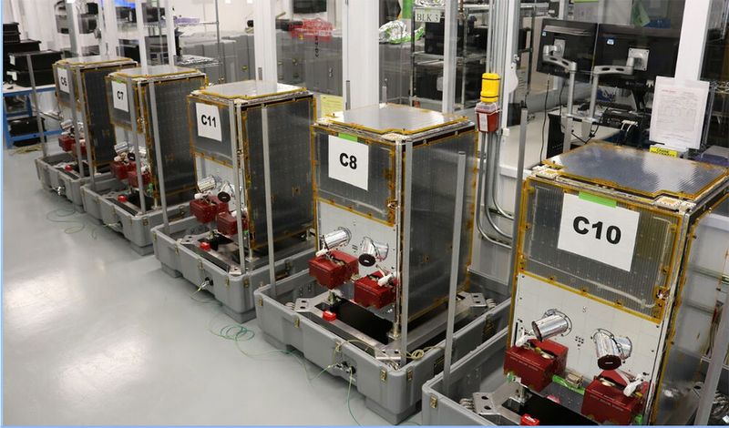 Die „Skysat“-Satelliten messen 60 mal 60 mal 95 Zentimeter und sind damit etwa so groß wie eine Waschmaschine.  (Bild: Planet Labs Inc. )