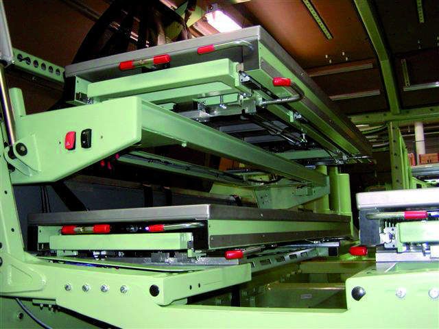 4 Alles dabei:   Das Tragentischsystem fertig eingebaut im Piranha. (Archiv: Vogel Business Media)