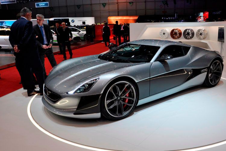 Bereits 2016 war der Rimac Concept One am Genfer See zu sehen. (Bild: Wehner / »kfz-betrieb«)