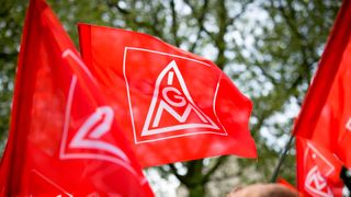 In der Automobilindustrie kommt es in der aktuellen Tarifrunde zu ersten Warnstreiks. (Bild: IG Metall)