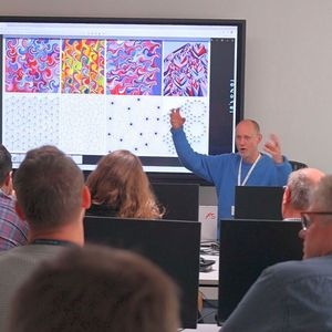 Breite Themenauswahl für unterschiedlichste Bedürfnisse: In zahlreichen vertiefenden Workshops konnten die Teilnehmer Praxiswissen tanken. Experten gaben wertvolle Tipps und zeigten Tricks für ein effizienteres Arbeiten mit den vorhandenen Ressourcen. (Bild:  Maschinenmarkt/rw)