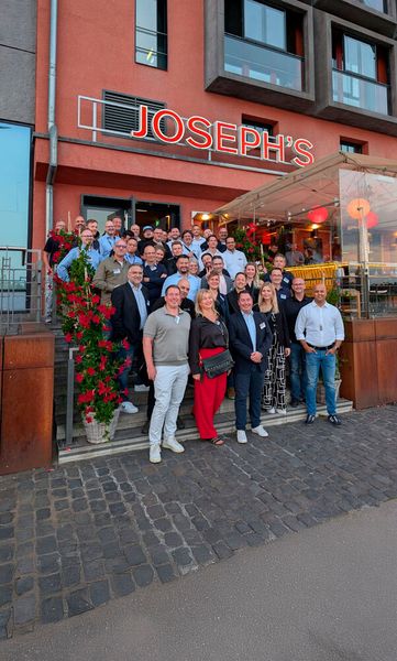 Das S&K-Team ist dankbar für die Treue der Partner und Hersteller. (Bild: S&K)