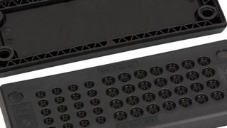 Durch das Zweikomponenten-Herstellungsverfahren (2K-Technik) ist die Dichtung der KDP-Z fest mit dem Gehäuse verbunden.  (Murrplastik)