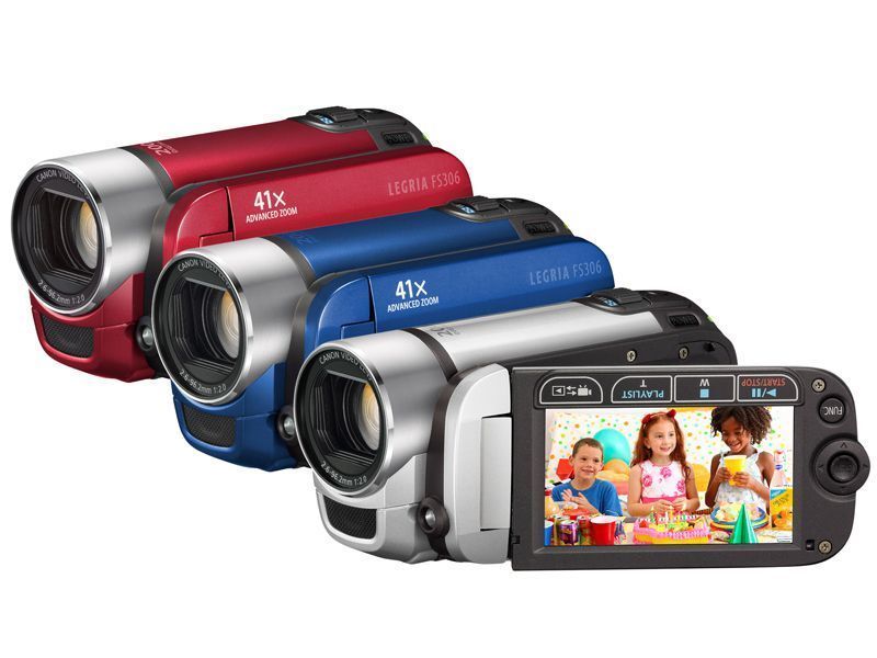 Der Camcorder Legria FS306 zeichnet in SD-Auflösung auf SDHC-Speicherkarten auf. (Archiv: Vogel Business Media)