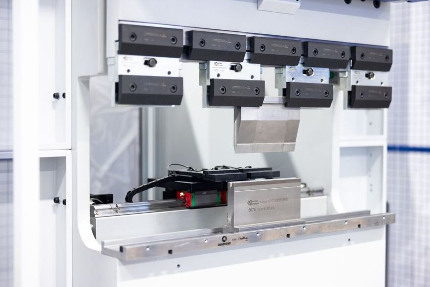 RoboCone Abkantpresse C9 mit Roboter_12.jpg (CoastOne Oy)