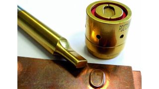 Oval-Loc ist eine Kombination aus Tog-L-Loc und Lance-N-Loc und vereint die Vorteile der Verdrehsicherheit und Dichtheit. (Bild: BTM)