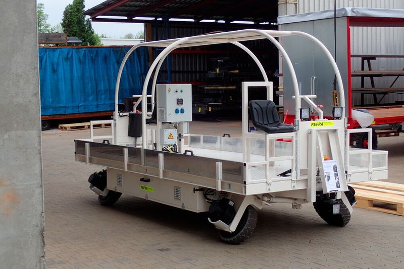 Für den Tunneleinsatz gerüstet: Die Batteriesysteme der vollelektrischen Fahrzeuge Staub, Schmutz, extremen Temperaturen von -20°C bis 60°C sowie mechanischen Lasten stand und verfügen über eine Schutzklasse von IP 66.  (Pefra)