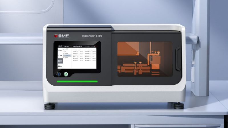 Die S150-Serie ermöglicht die additive Fertigung im Mikrometermaß für Anwendungen wie Mikrofluidik, Faseroptik, biomedizinische Systeme und Elektronik.(Bild:  BMF)