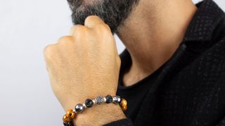 Men’s bracelet Cobrha in Bronzite, Terahertz, 925 Silver, Cubic zirconia element and Windform (Source: Eternha)