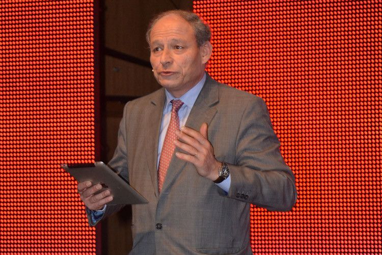 Zu den Händlern sagte der Generaldirektor Automobiles Citroën: „Wir müssen Vertrauen haben, wir müssen professionell arbeiten, wir müssen offensiv sein.“ (Foto: Michel)