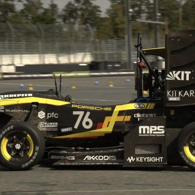 Der autonome Rennbolide von KA-Raceing 2025 (Bild: KA-RaceIng)