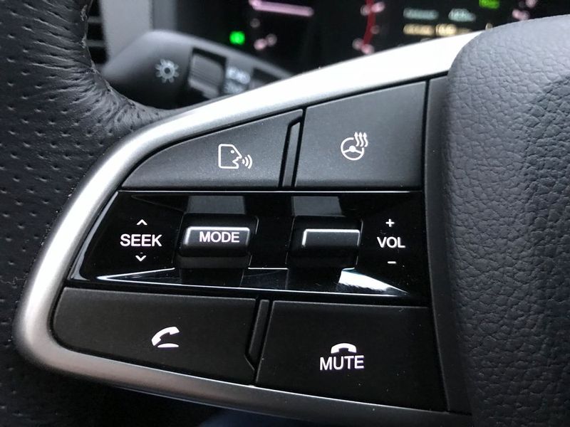 … Smartphone-Integration via Apple CarPlay und Google Android Auto, … (Michel / »kfz-betrieb«)