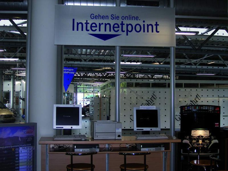 Die Niederlassung tut alles, um den Kunden den Aufenthalt im Betrieb so angenehm und kurzweilig wie möglich zu gestalten. Internet gehört dazu. (Archiv: Vogel Business Media)