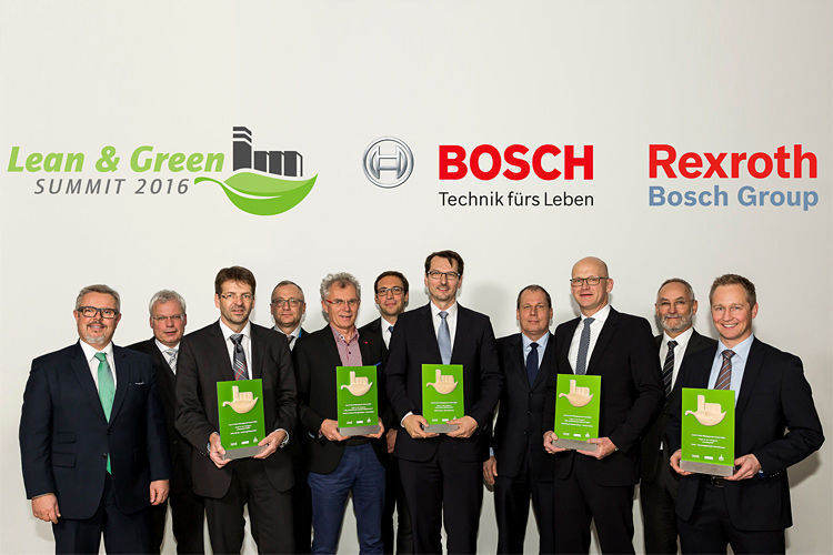 Die fünf Gewinner des „Lean and Green Management Award“ 2016 zusammen mit den Beratern von Growtth Consuting Europe und Quadriga Consult: gekürt auf dem „Lean and Green Summit im Bosch-Werk Bleichach/Immenstadt. (Stefan Bausewein)
