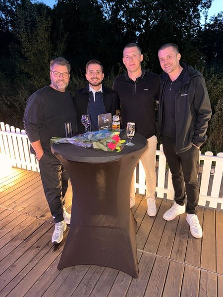 (v. l.) Dennis Quernheim (Bi-Tex), Emanuel Enev, Jan Vomwll und Christin Welteroth (BAB) (Bild: Vogel IT-Medien GmbH)