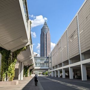 Endlich wieder Achema in Frankfurt. Auch die Labortechnik ist ein wichtiger Bestandteil der Messe.(Bild:  PROCESS)