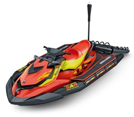 Red Dot Award 2015 - Jet Ski Sea-Doo SaR Search and Rescue von BRP: Dieser Jet-Ski wurde speziell für Rettungseinsätze entwickelt und bietet hohe Leistung in der Brandung, in Wildwassern, an Felsküsten oder bei Fluten. Das Rettungsjetboot ist wendig und robust; duale, steife seitliche Schwimmkörper und Trittflächen verleihen die nötige Stabilität und Schwimmkraft in wilden Gewässern. Eine Ausstattung für flache Gewässer ermöglicht gezielte Hilfe bei Naturkatastrophen. Gesamtgröße und -gewicht gewährleisten eine rasche Einsatzbereitschaft. (Bild: Red Dot)