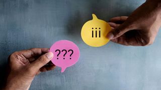 Konflikte begegnen uns sowohl im Alltag wie auch im Arbeitsumfeld. Mit einer richtigen Streitkultur können Sie solche Meinungsverschiedenheiten angemessen lösen. (Bild: © izzuan – stock.adobe.com)