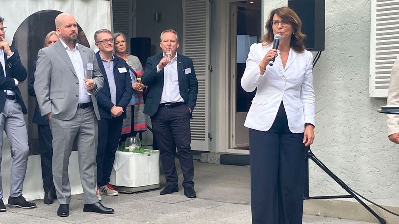 Gastgeberin und VDIK-Präsidentin Imelda Labbé begrüßte in ihrer Funktion zum ersten Mal die Gäste des Herstellerverbands. (Bild: Doris S. Pfaff)