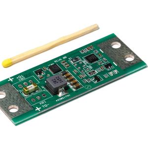 Kompakt: Das aktive Balancer-Modul für Lithium-Akkuketten.(Bild:  Markus Kessler)