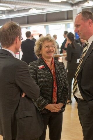Intensive Gespräche in der Ausstellung prägten das 15. Team-Logistikforum. (Bild: Team)