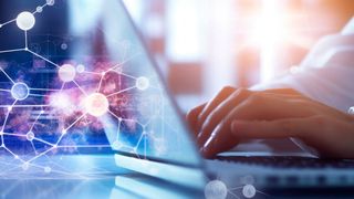 Sensible Gesundheitsdaten und Public Cloud passen durchaus zusammen, sofern die Cloud die Compliance-Anforderungen erfüllt. (© JODUBLE – stock.adobe.com)