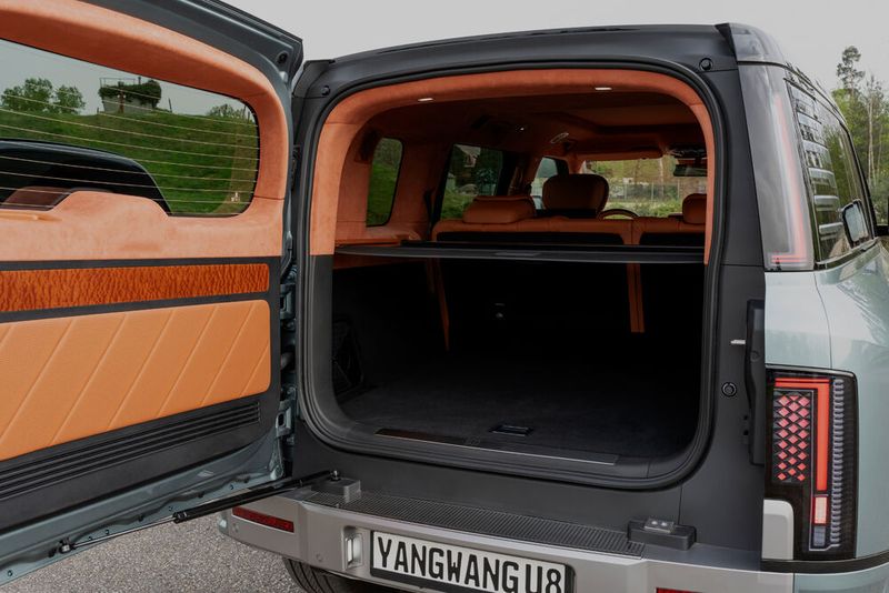 Der Laderaum ist mehr als 2.000 Liter groß. (Bild: Harald Dawo/BYD)