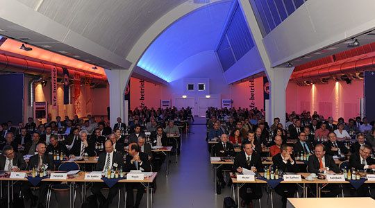Volles Haus im Vogel Convention Center in Würzburg.  (Archiv: Vogel Business Media)