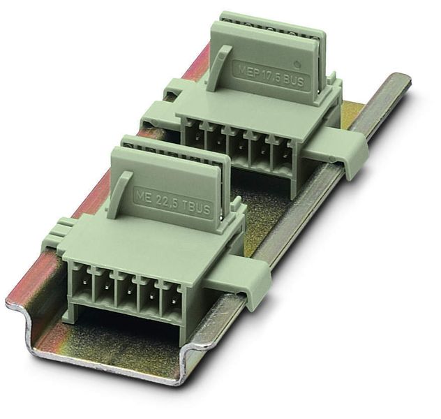 2 Beim T-Konnektor für die Hutschiene  wird „Power“ und „Signal“ durchgeschleift. (Archiv: Vogel Business Media)