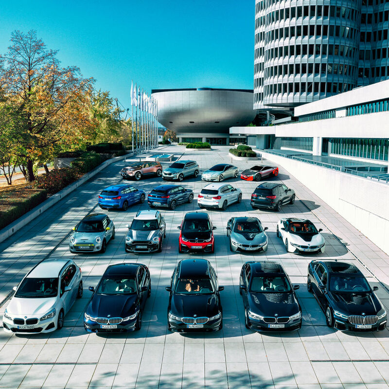 Das Angebot an elektrifizierten Fahrzeugen bei BMW wächst.