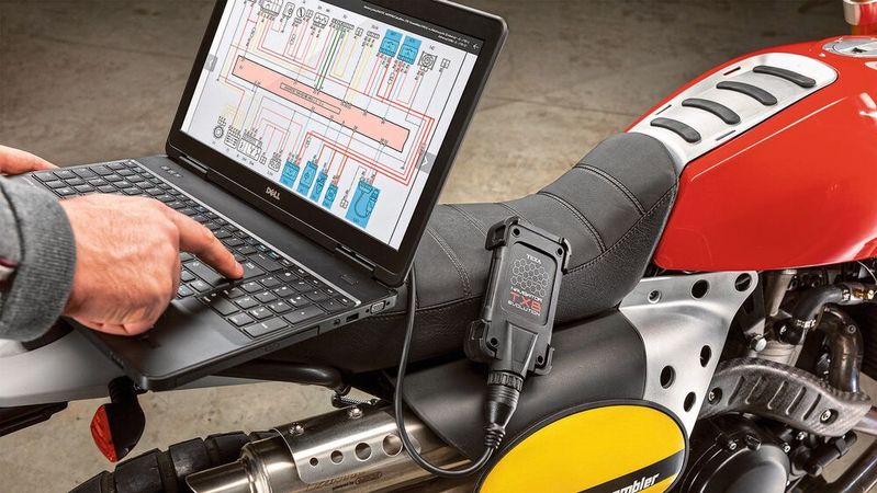 Wer an Motorrädern professionell Hand anlegen möchte, kommt um eine  Multimarkendiagnose nicht herum. Die Zahl der Anbieter einer solchen ist im Vergleich zu der für Pkw deutlich überschaubarer.(Bild:  Texa)